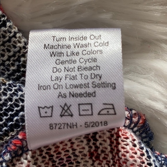 Tempted Twist Floral Sweater - Picture 6 of 6